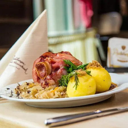 Kaiserhof 3* ラーデベルク