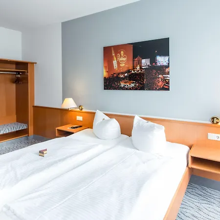 Kaiserhof 3* ラーデベルク
