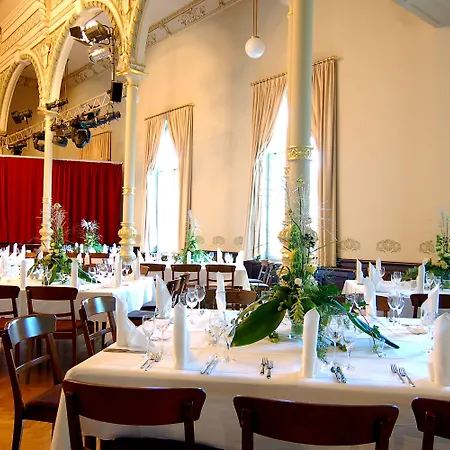 凯撒霍夫酒店 3*