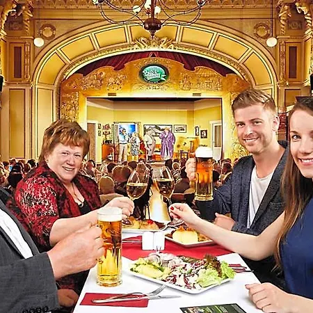 Kaiserhof Hotel 3*