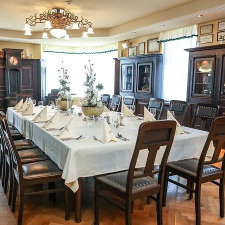 Hotel Kaiserhof 3*