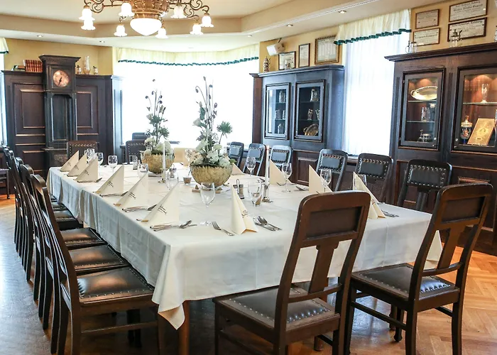 Kaiserhof فندق 3*